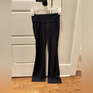 Athleta flaire leggings* offers welcome